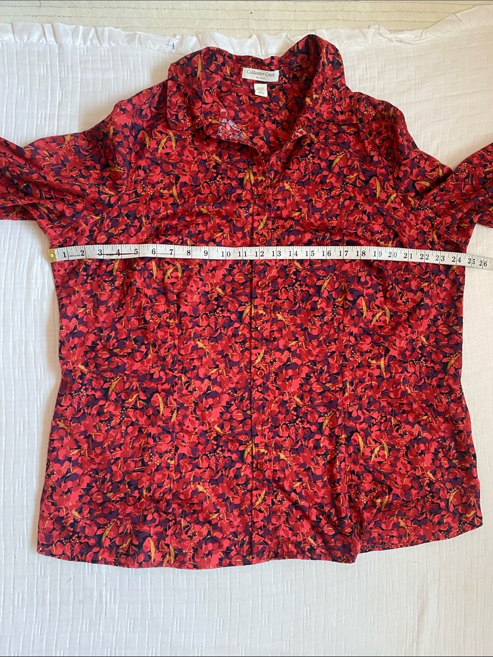COLDWATER CREEK 100% Cotton 
Red Floral Button-Down Shirt - Picture 6 of 9